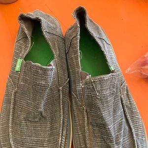 Men’s Sanuk Pull On Shoes Size 9